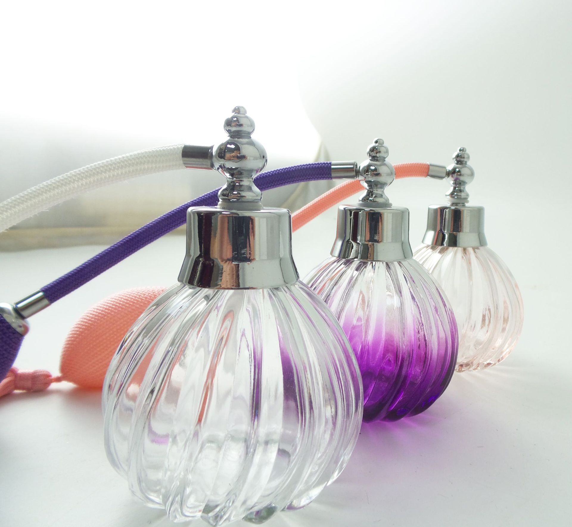 Vintage Collectible Perfume Bottles - 100ml bergaya Vintage dapat diisi ulang