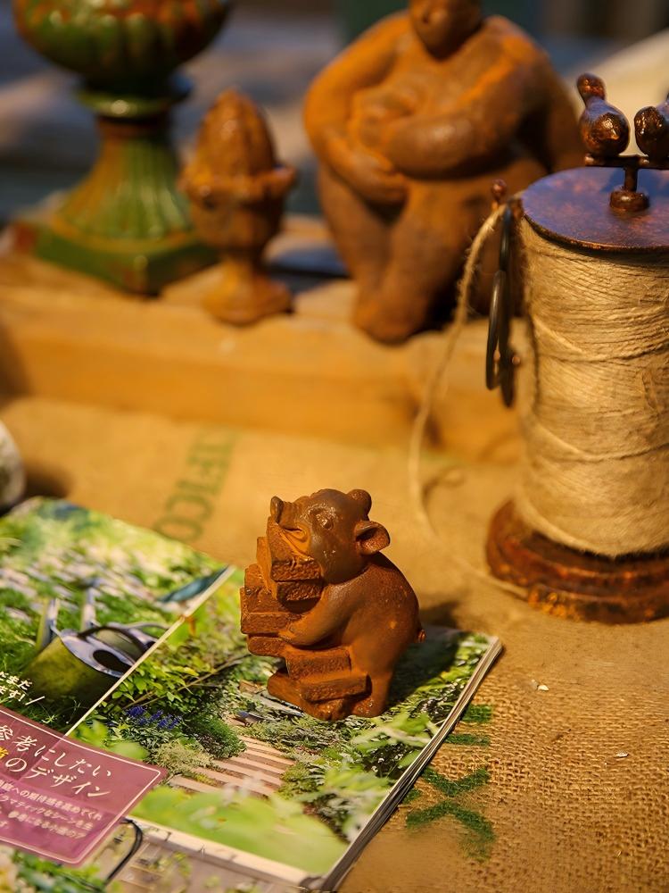 Patung Babi Besi Cor Rustic ya - Vintage Collectible Ornaments ulasan dan harga
